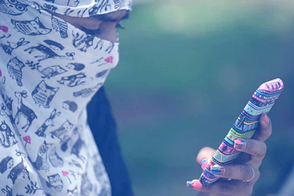 टैप करते ही खाली हो सकता है अकाउंट, ट्रैवल के दौरान बढ़ रहा ‘घोस्ट टैपिंग’ स्कैम