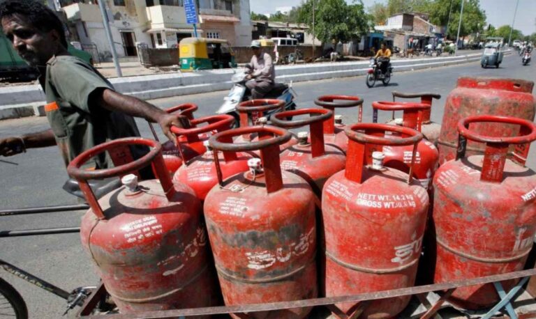 अब 25 दिन से पहले नहीं होगी दूसरी बुकिंग, LPG संकट से जूझ रहे होटल-रेस्टोरेंट