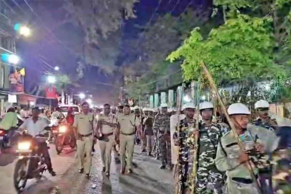 हजारीबाग में रामनवमी को लेकर कड़ी सुरक्षा, प्रशासन ने सातवीं बार निकाला फ्लैग मार्च रामनवमी