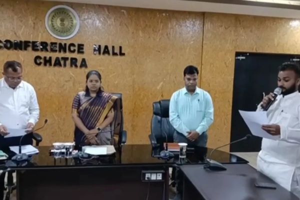 चतरा नगर परिषद में नई टीम का गठन पूरा, प्रेमचंद साव बने उपाध्यक्ष परिषद