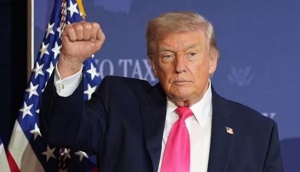 ईरान से बढ़ी ट्रंप की टेंशन, अमेरिका में पेट्रोल अभी सस्ता नहीं होगा Donald Trump