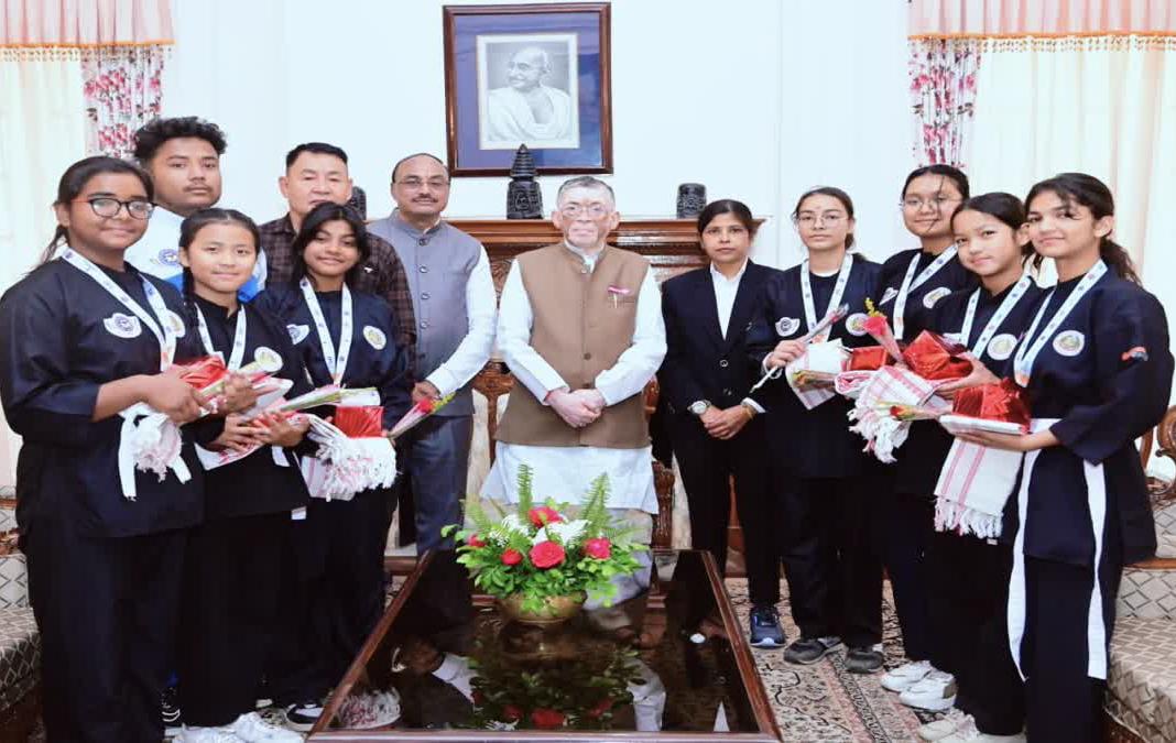 पेंचक सिलाट खिलाड़ियों ने बढ़ाया झारखंड का मान, राज्यपाल से की मुलाकात Jharkhand Sports News