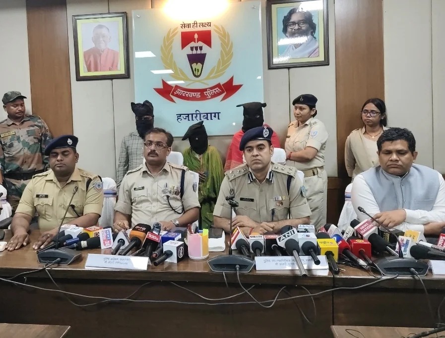 अंधविश्वास में मां ने ही ली बेटी की जान, गैंगरेप की कहानी निकली झूठी Mother kills Daughter due to Superstition