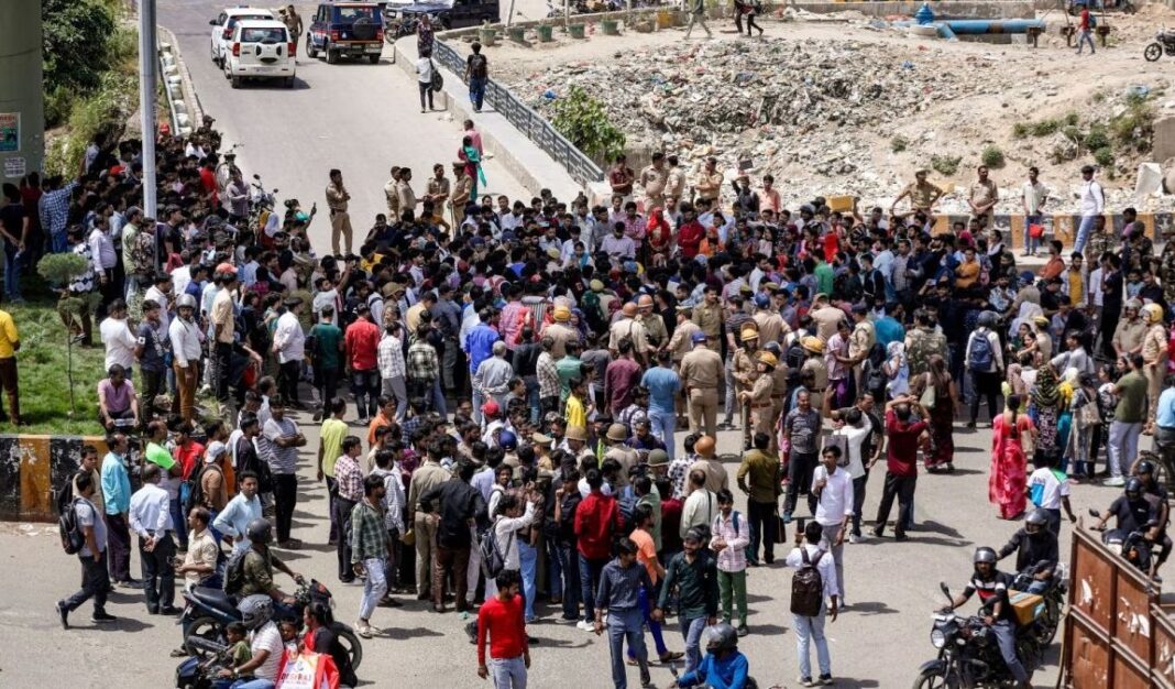 Noida Protest on factory over increment