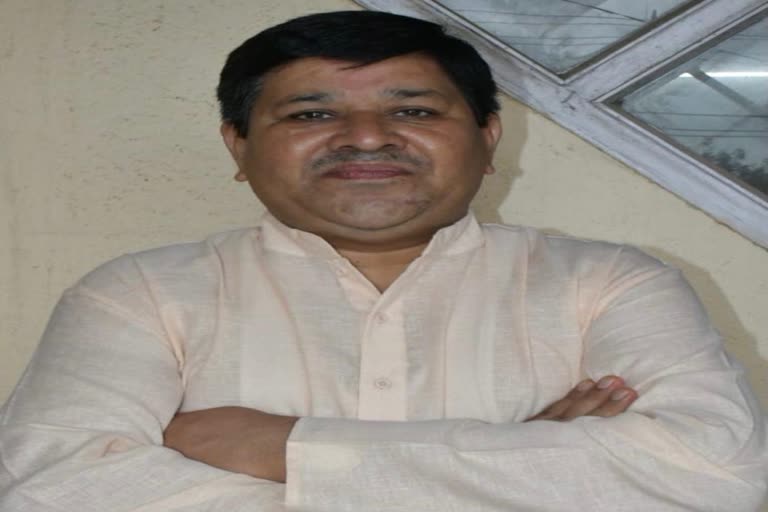 रांची में निजी स्कूल शुल्क पर पहली जिला स्तरीय समीक्षा समिति की बैठक, अभिभावकों को मिलेगी राहत Ranchi School Fees