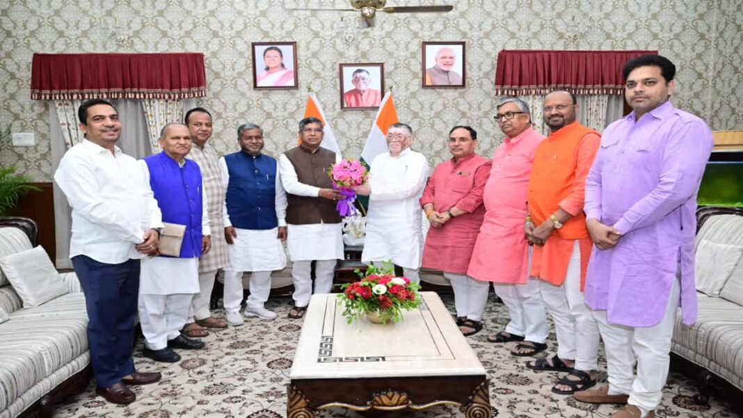 उत्पाद सिपाही परीक्षा में पेपर लीक का आरोप, BJP ने राज्यपाल से की जांच की मांग Saryu Rai