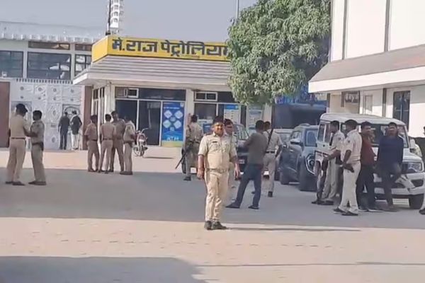 गोपालगंज में JDU विधायक के खिलाफ गैर-जमानती वारंट, पुलिस की ताबड़तोड़ छापेमारी JDU